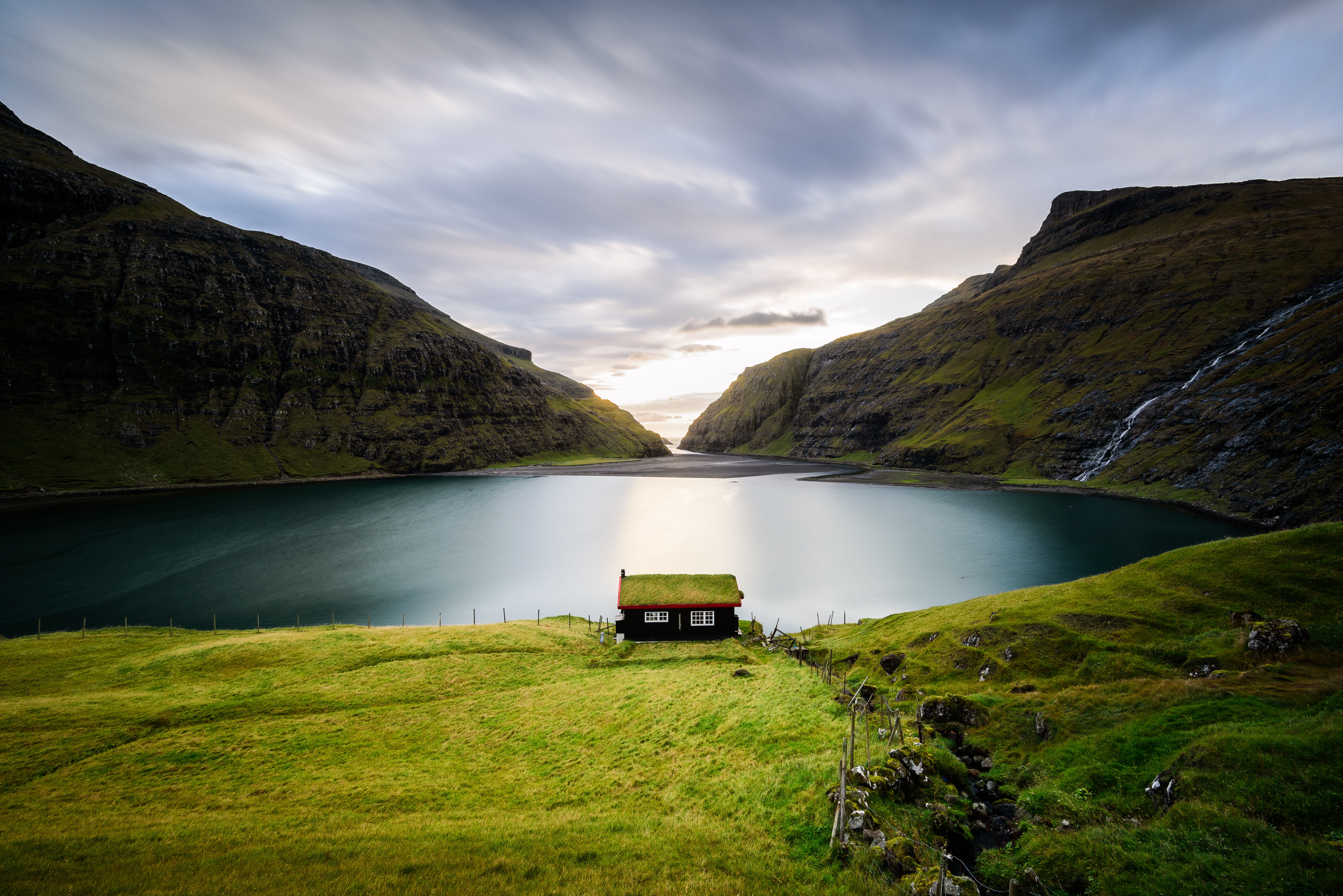 saken-streymoy-faroe-islands-very-small-village.jpg