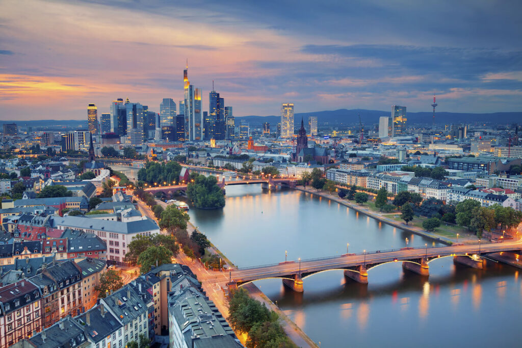 frankfurt-skyline-evening-1024x683.jpg